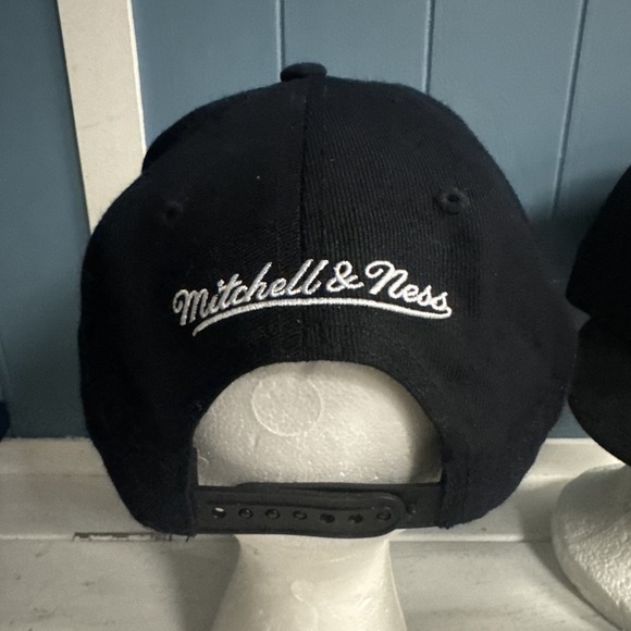 Lot Of 3 Los Angeles Lakers LA Black Snapback Hats Baseball Caps Basketball Pin - Picture 7 of 13